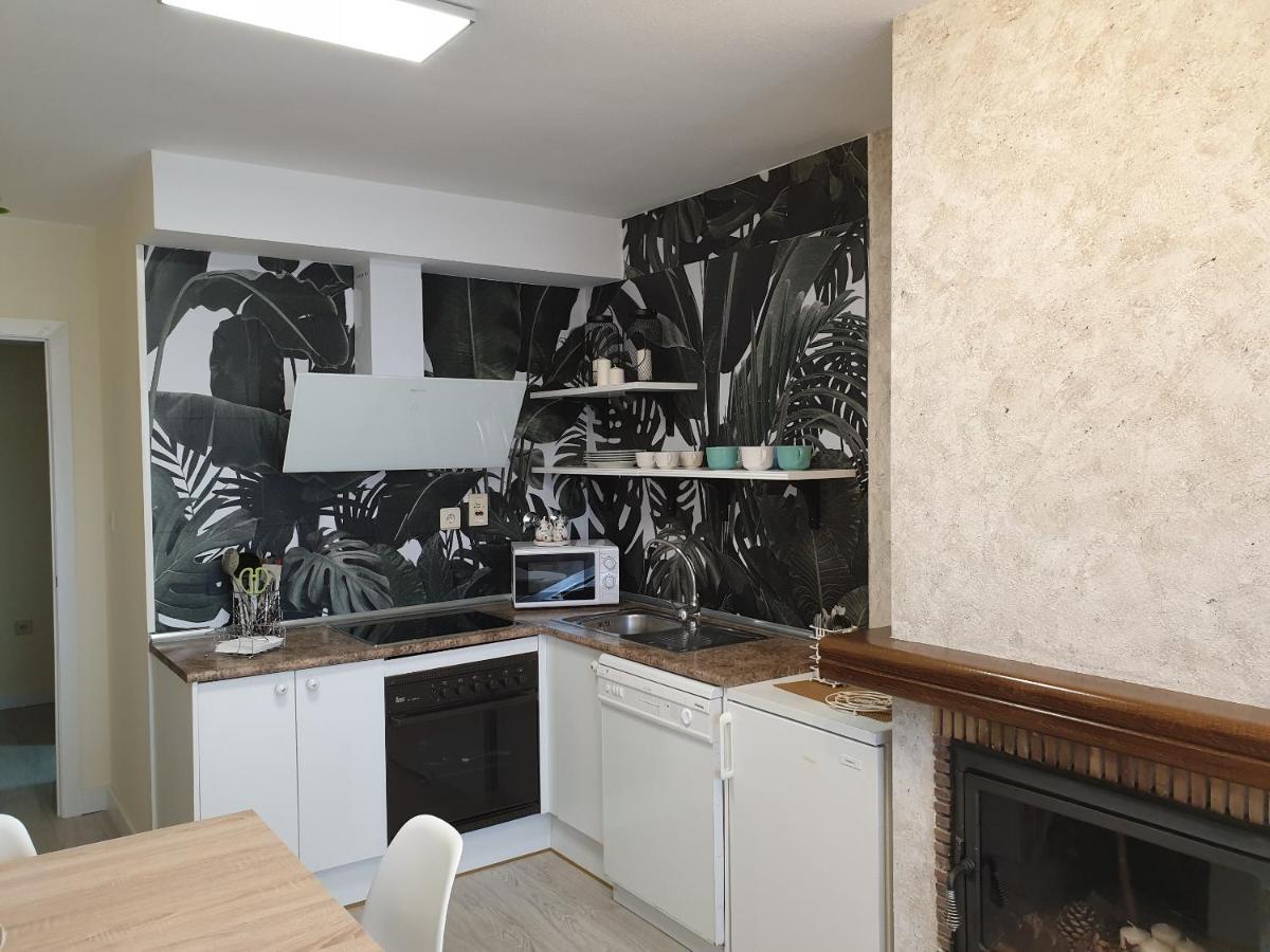 Apartamento Alba Хака Экстерьер фото